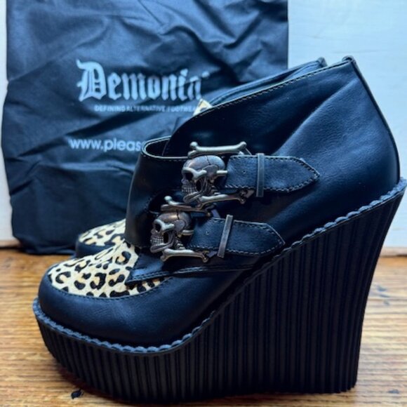 Demonia Creeper-306 | Black & Leopard Creepers | Size 9 | With Box - Picture 1 of 7